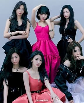 Amazon.com : LE SSERAFIM FEARLESS 1st Mini Album Vol.2 BLUE CHYPRE